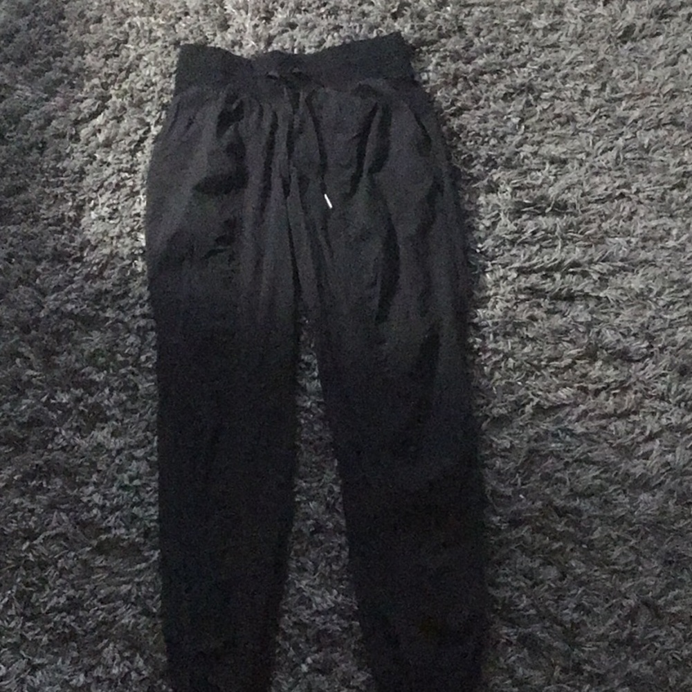 Lululemon dance studio joggers